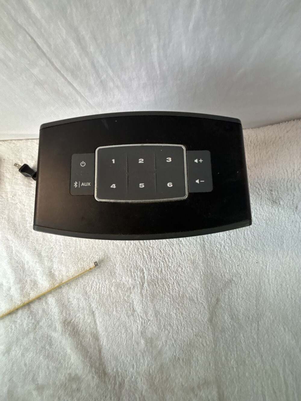 Bose SoundTouch 10 Wireless Music System Model 416776 - Picture 3 of 6